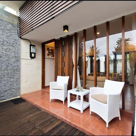 Villa Kori Nuansa Jimbaran Bali Nusa Dua  Exterior photo