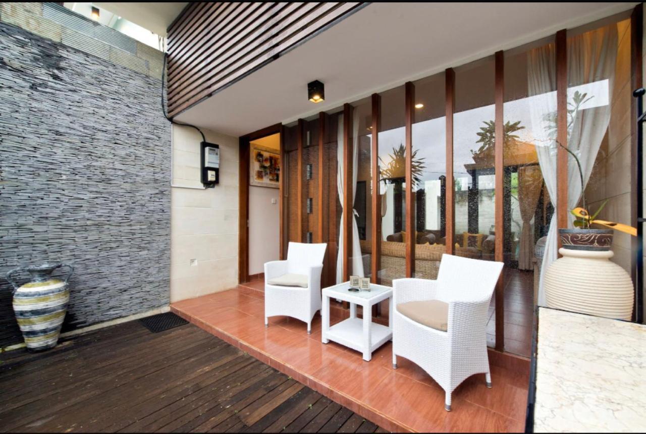 Villa Kori Nuansa Jimbaran Bali Nusa Dua  Exterior photo