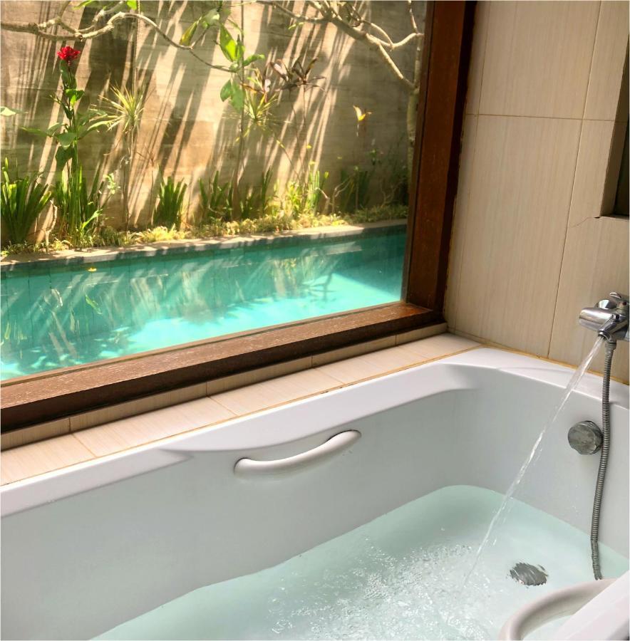 Villa Kori Nuansa Jimbaran Bali Nusa Dua  Exterior photo